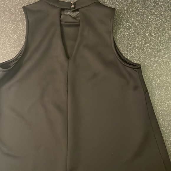 Bobeau Black halter top size small, worn once - Picture 3 of 3